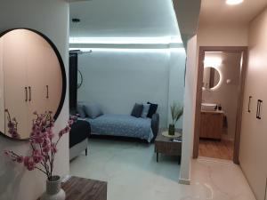 BlackGeorge Apartment