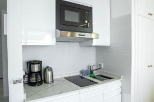 Colourful Bright Centred Aparment with Ocean View 911, Ponderosa