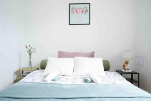 Lovely central flat with soul by the river Wisła