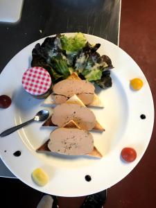 Hotels Hotel de la Loube : photos des chambres