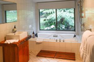 Ghost Hill Road Retreat