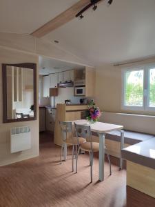 Mobil home Gîte Canal Nantes à Brest 40 minutes Nantes et Saint-Nazaire