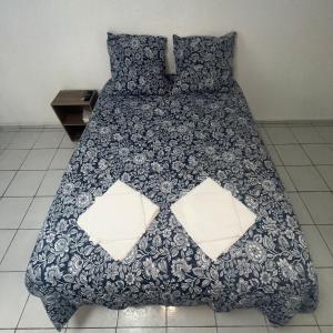 Studio Tapisvert St Charles Canebière Vieux port