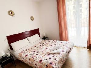 Hostal Abaaly - 1-звездочные отели в городе Мадрид