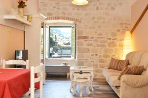 Old Town View - Sunny, Bright & Quiet