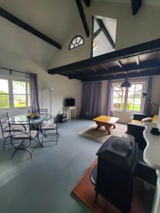 Appartements Maison du Lac avec jacuzzi privatif en option : photos des chambres