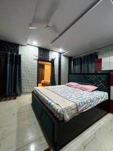 Jadon Homestay near Prem Mandir