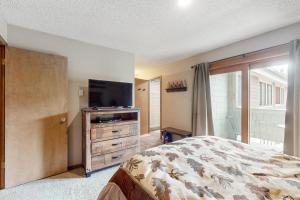 250 Ski Hill Rd # 16