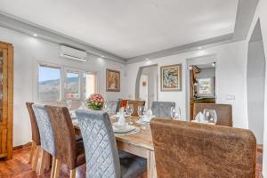 Villa Infinity I Sea Views I Pool I Jacuzzi I BBQ