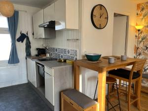 Appartements Monlogis 6 Grand Studio lumineux- Fibre : photos des chambres