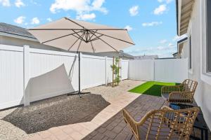Sparkling Modern Home in Buckeye with Pool,BBQ