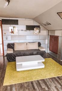 Schöne Wohnung mit großem Garten