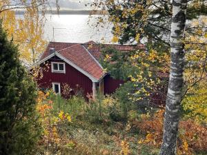 8 person holiday home in HJÄLTEVAD