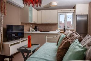 Downtown Lavrio Port Cozy Apt