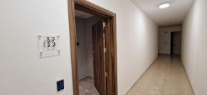 B8 Seaside Luxury Apartment with terrace- NEW