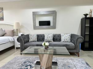 Alken Studio - Amazing Superior Studio with Marvellous Marina View in the Pearl, Doha