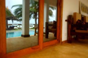 Amani Beach Villa- Bwejuu
