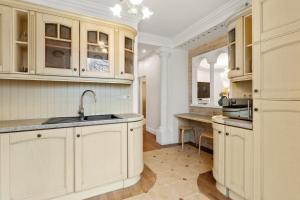 Großes Apartment in bester Lage nahe Wien