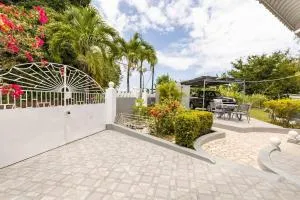 Serenity 2-Bed Apartment in Port Antonio - Lyssons