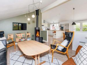 8 person holiday home in Vestervig