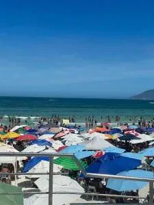 Apartamento em Cabo Frio na Praia do Forte a 100 metros, apto nº118 - Škorak
