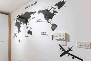 Central Birmingham 2 Bed with Balcony and City Views