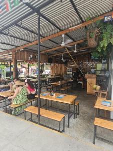 Pura vida apartments