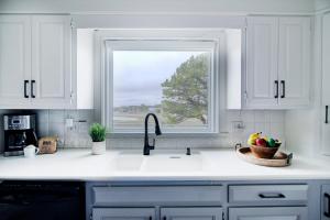 Stunning Marsh Views Near Pleasant Street Beach