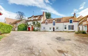 Amazing Home In Saint-Laurent-Nouan - Crouy-sur-Cosson