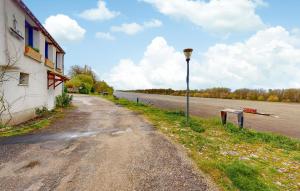 Maisons de vacances Amazing Home In Saint-Laurent-Nouan : photos des chambres
