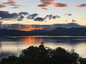 Apartment minutes to Lake