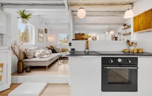 Beautiful Home In Orø With Wifi