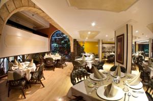 Centro Internacional Apartahotel