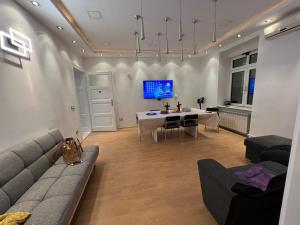 Life & Work in Belgrade Centre with FREE parking!