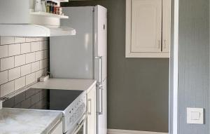 2 Bedroom Stunning Home In Bergkvara