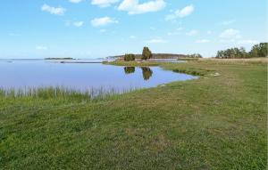 2 Bedroom Stunning Home In Bergkvara