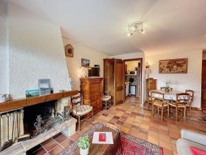 Appartements Appartement Combloux, 2 pieces, 4 personnes - FR-1-560-136 : photos des chambres