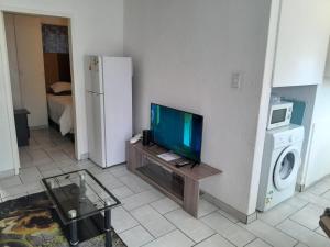 Katherine Street Sandton Walk To Mandela Square