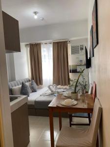 Buenbyahe Cozy Affordable Place at Urban Deca Tower along EDSA Shaw MRT walking distance in megamall