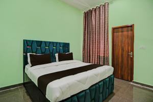 Hotel O J M K Hotel