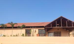 Maha Periyava Kuteeram Family Room