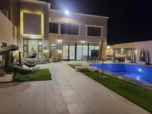 La Seema sea view chalet - Ovnat