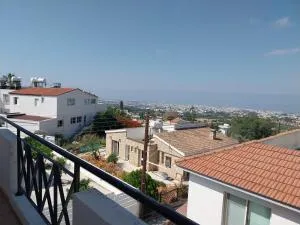 THREE BEDROOMS APT AT MESA CHORIO - Trimithousa