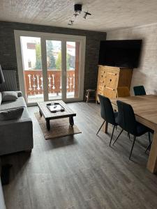 Pied des pistes, balcon avec vue, chic, Cosy et lumineux