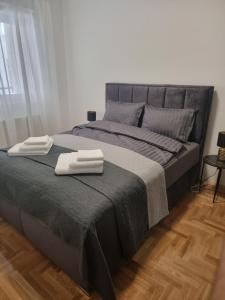 Apartment M