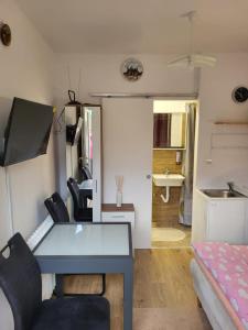 Rebro apartman