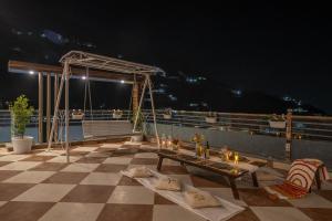 PerfectStayz Paradise near Bhatta Falls