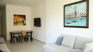 Ina Home lungo mare Vlorë-Vlora