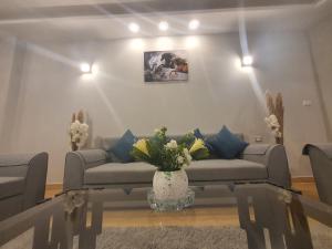 Youvala serviced Apartment 30th (Harm)