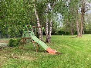 Chalets Escapade Romantique en Chalet Nature, Calme et Douceur au Bord de Marne : photos des chambres